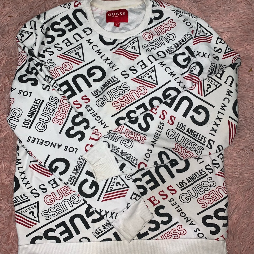 Guess sweatshirt